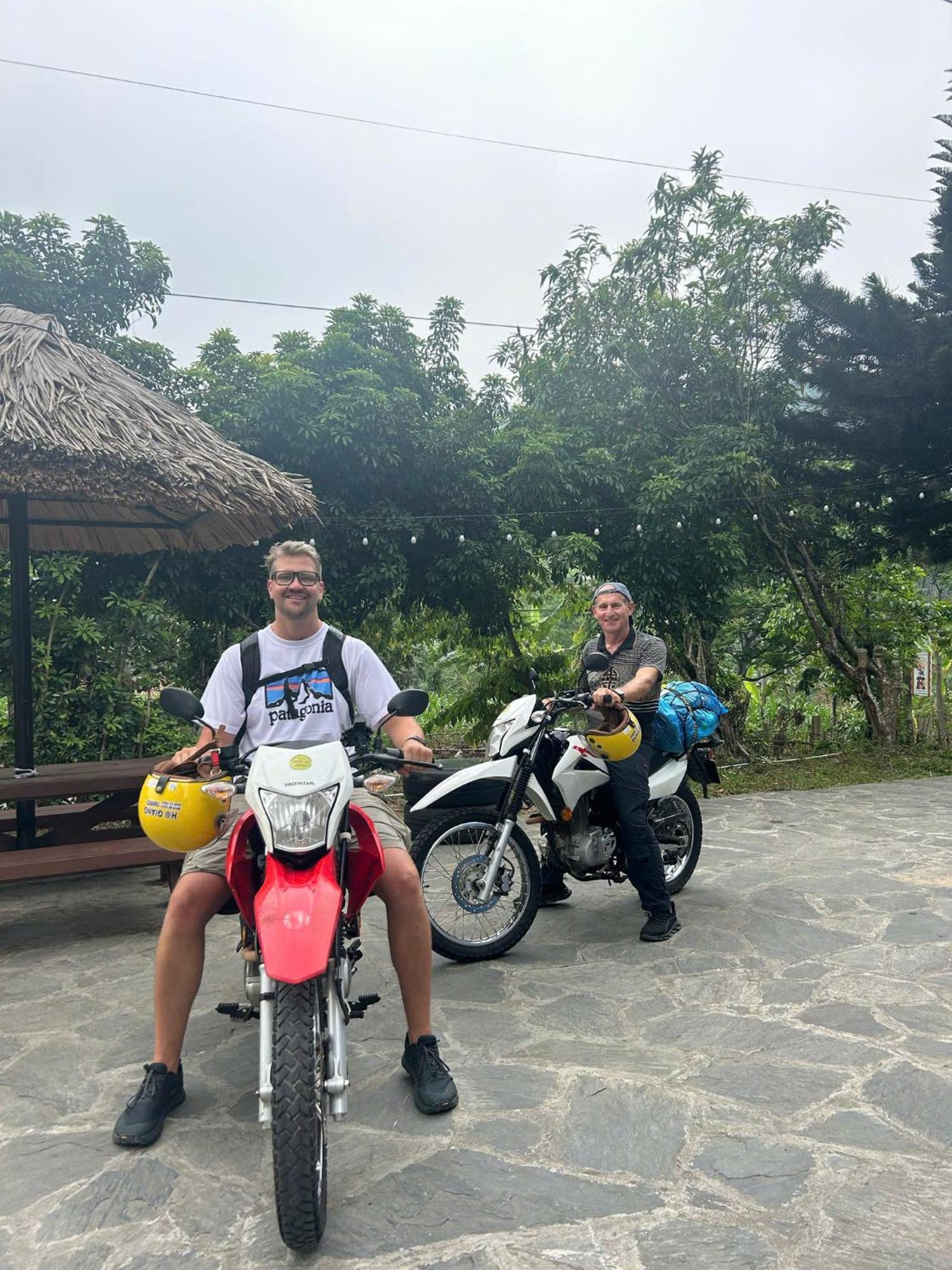 Felila Hostel & Tours Ha Giang Eksteriør bilde